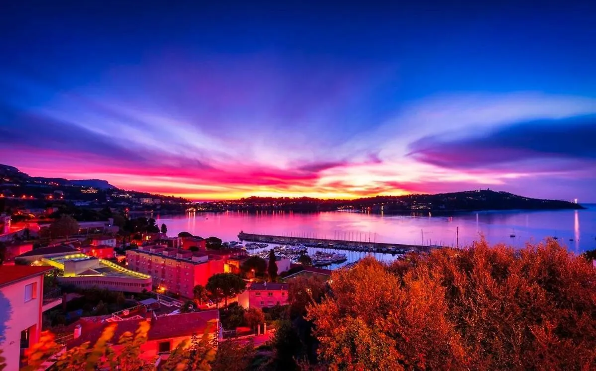 Apartment Vue Mer Prestige Villefranche-sur-Mer
